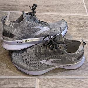 Brooks Levitate 4 Women Running Shoes 5.5 Gray